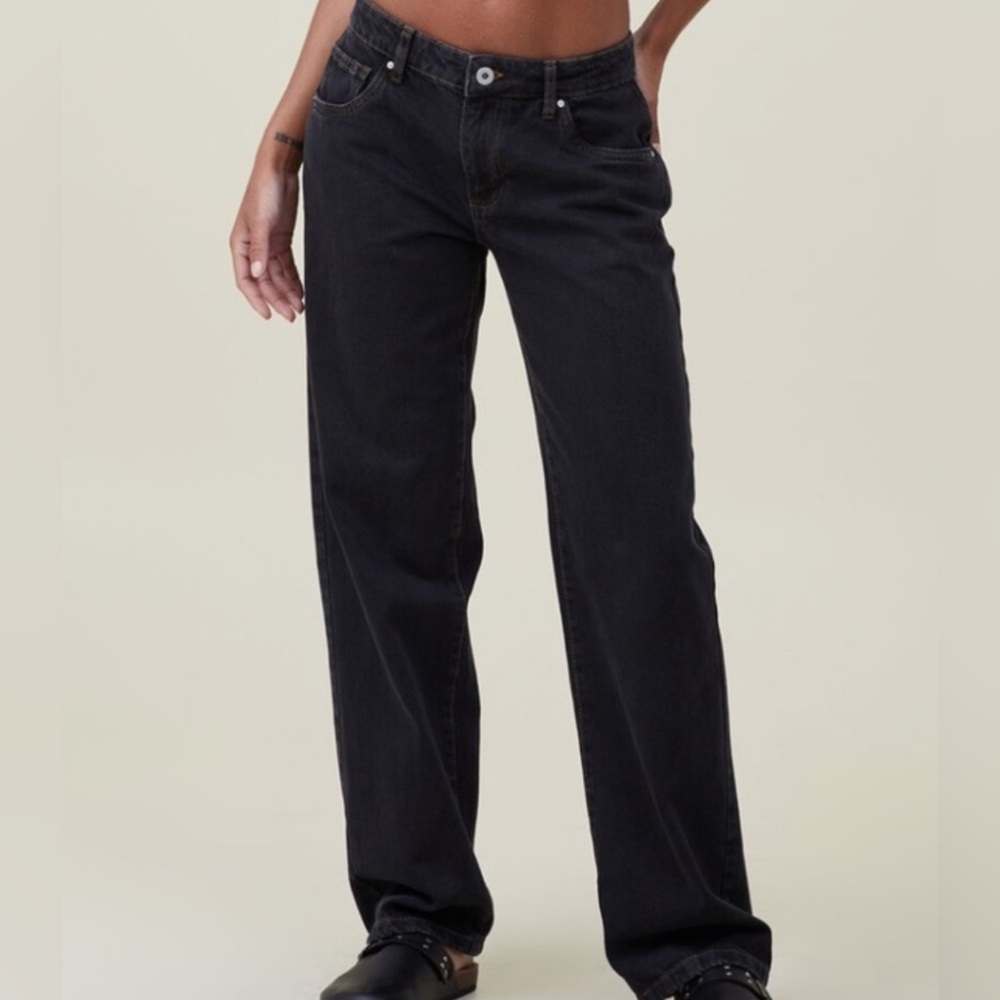 Low Rise Straight Black Jeans